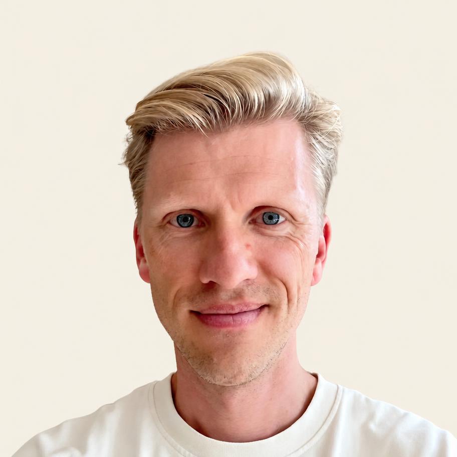 Rogier van Dijk, associate at Clear Effect